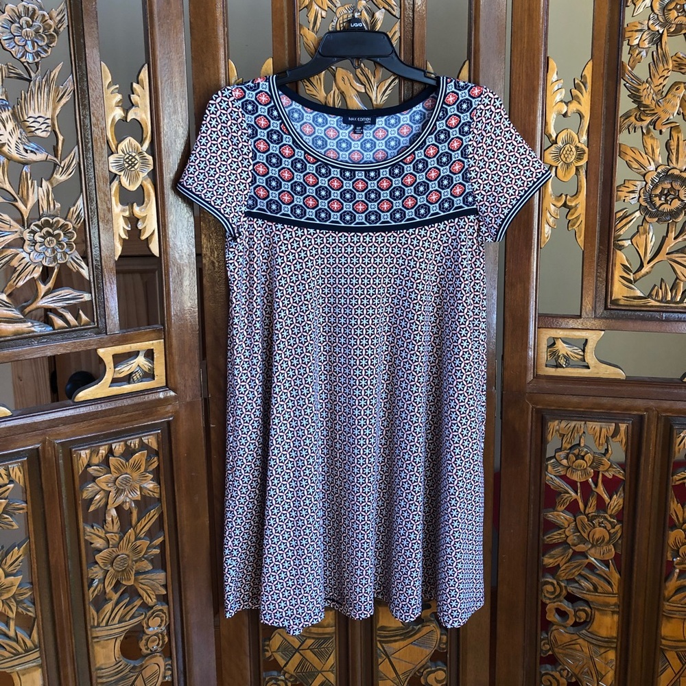 Max Edition Floral T-Shirt Shift Dress